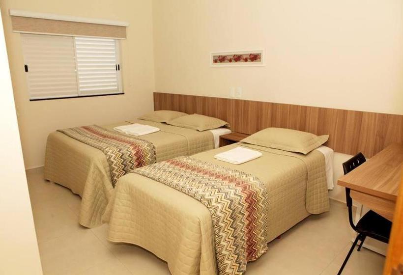 בית מלון כפרי Siena