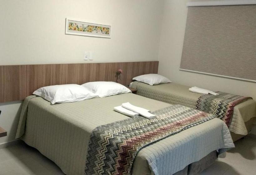 בית מלון כפרי Siena