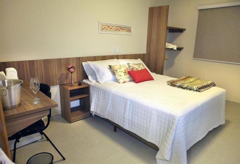 בית מלון כפרי Siena