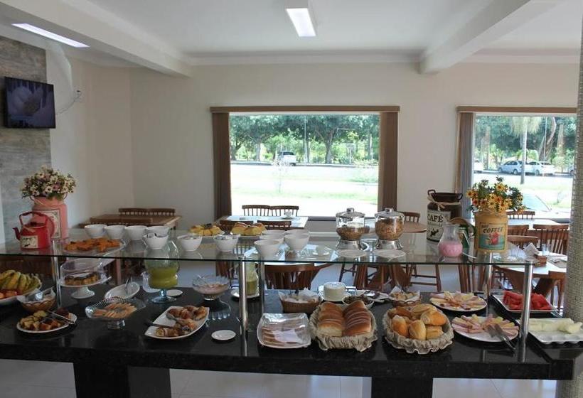 בית מלון כפרי Siena