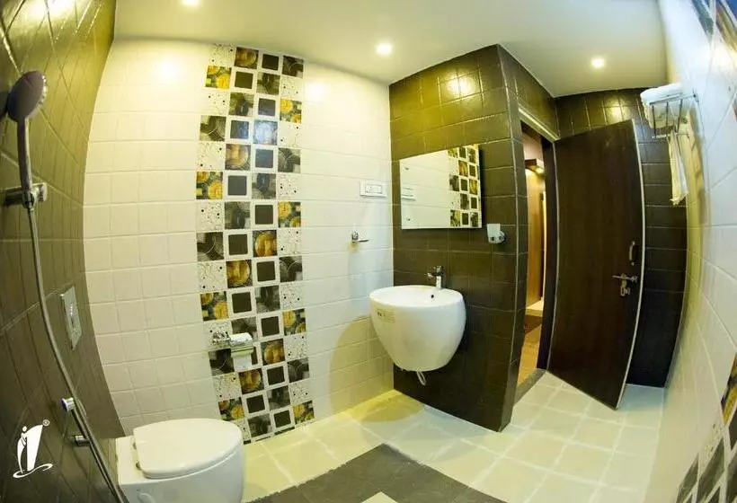 ホテル Srigandha Residency  Vaccinated Staff