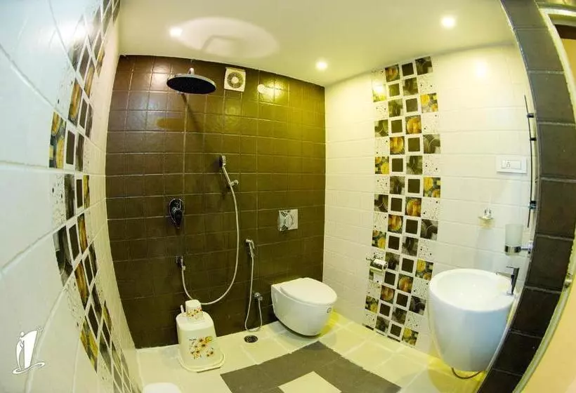 ホテル Srigandha Residency  Vaccinated Staff