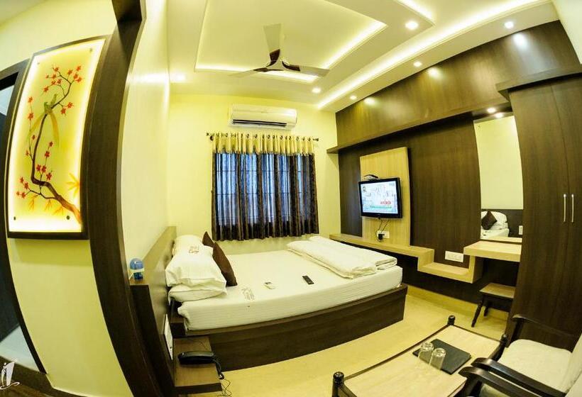 호텔 Srigandha Residency Vaccinated Staff