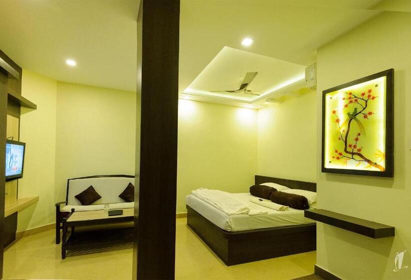 호텔 Srigandha Residency Vaccinated Staff