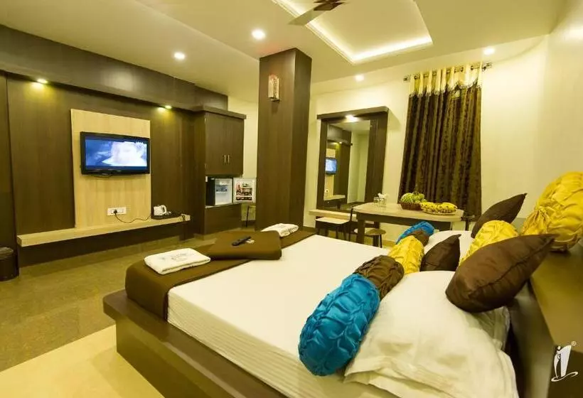 ホテル Srigandha Residency  Vaccinated Staff