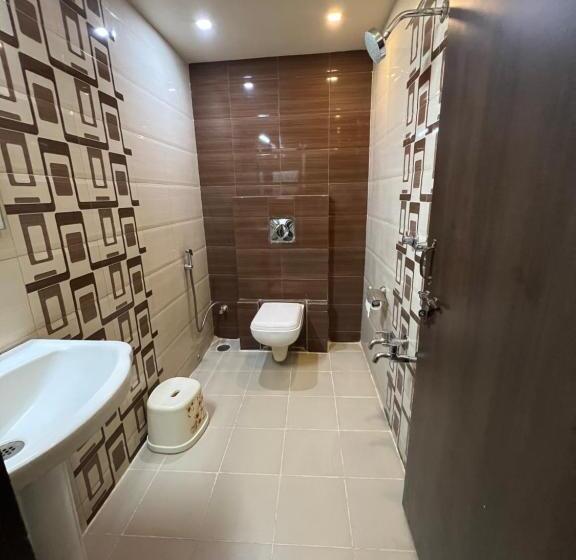 호텔 Srigandha Residency Vaccinated Staff