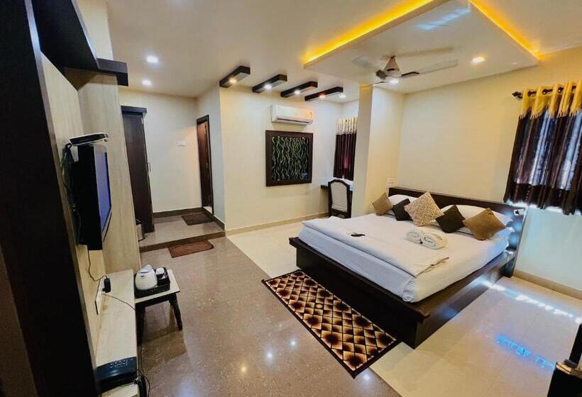 호텔 Srigandha Residency Vaccinated Staff