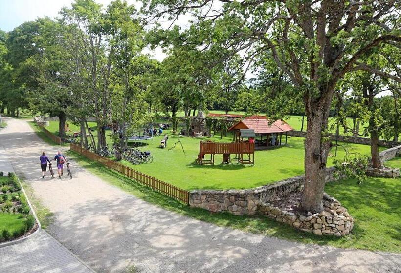 Пансион Bison Ranch