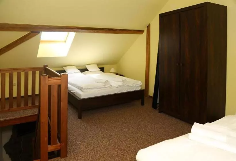 Majatalo Bison Ranch