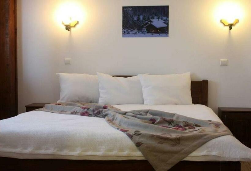 ペンション Conacul Samfirei