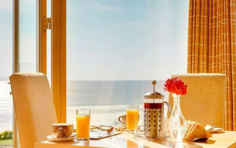 Majatalo Inch Beach House B&b