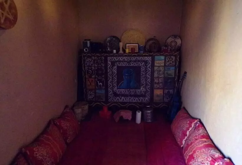 Majatalo La Maison De L Homme Bleu