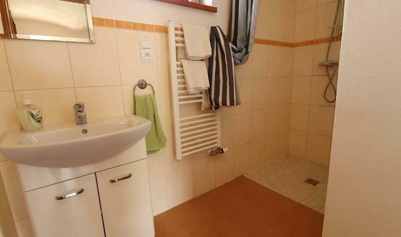 بنسيون Penzion Dolní Dunajovice