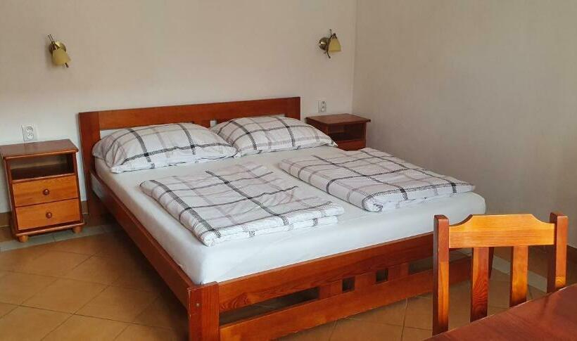 بنسيون Penzion Dolní Dunajovice