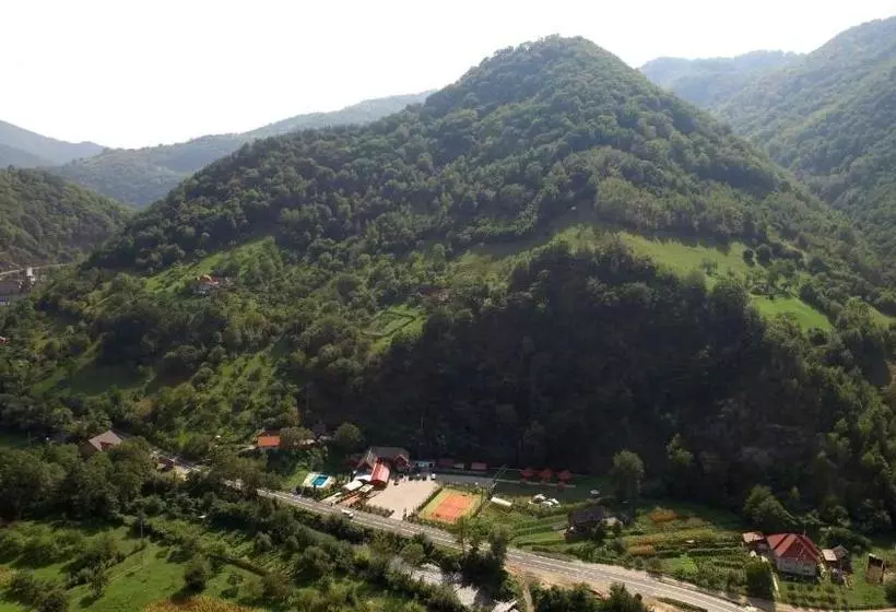 ペンション Podul Cetatii