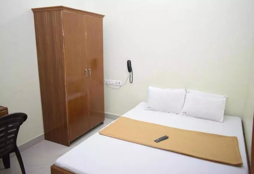 ペンション R M Guest House