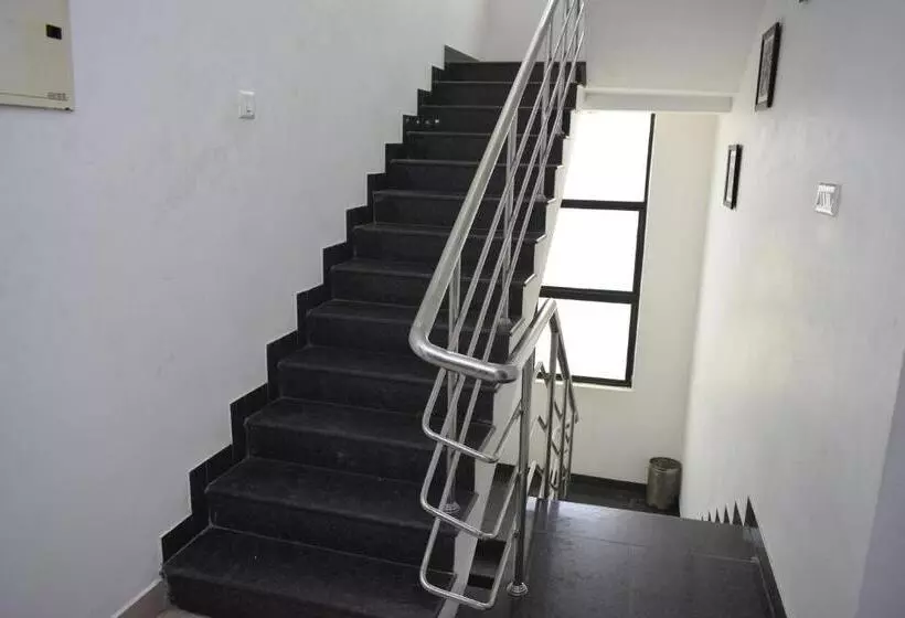 ペンション R M Guest House