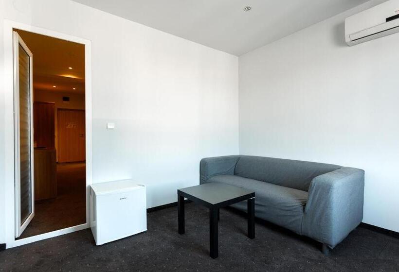 Pensiunea Kristall Tecuci