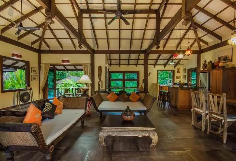 リゾートホテル Koh Jum Beach Villas A Member Of Secret Retreats