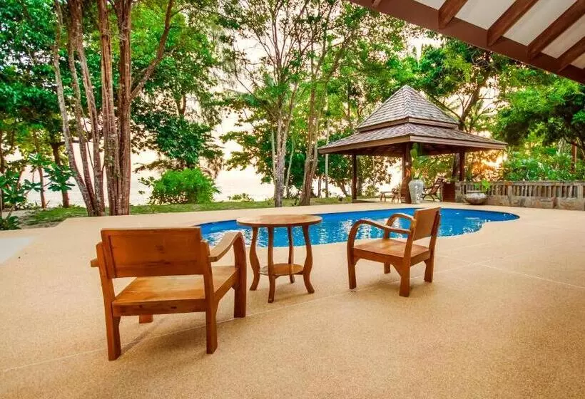 リゾートホテル Koh Jum Beach Villas A Member Of Secret Retreats