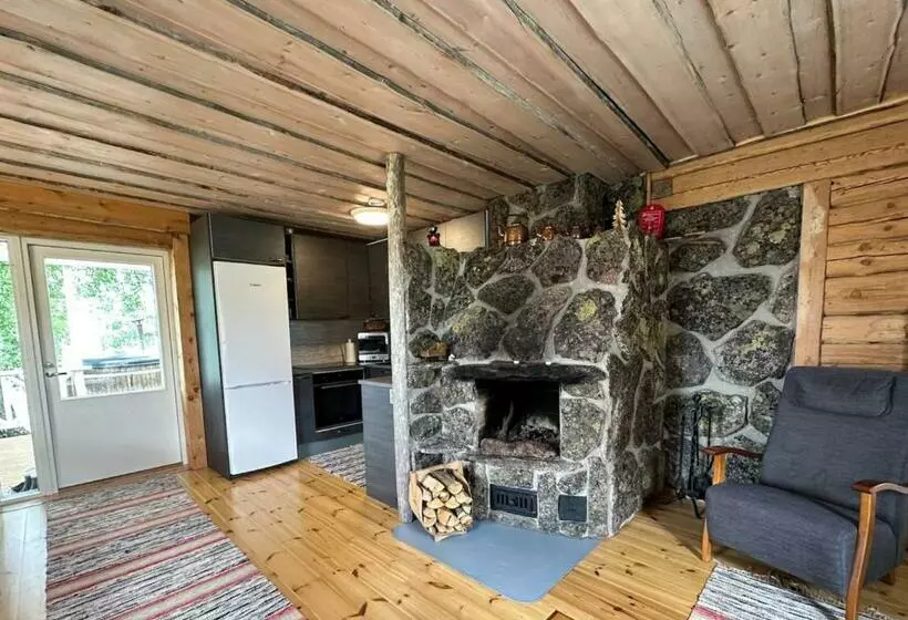 Lomakeskus Napapiirin Järvilomat