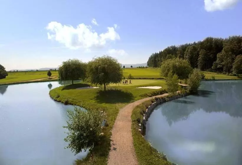 Lomakeskus Og's Golf Lodge