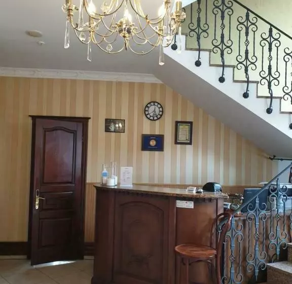 Shelter Hotel & Restaurant