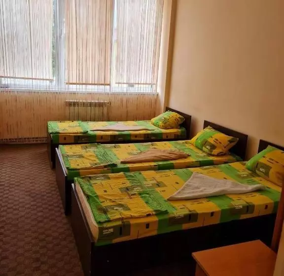ユースホステル готель ас берегово