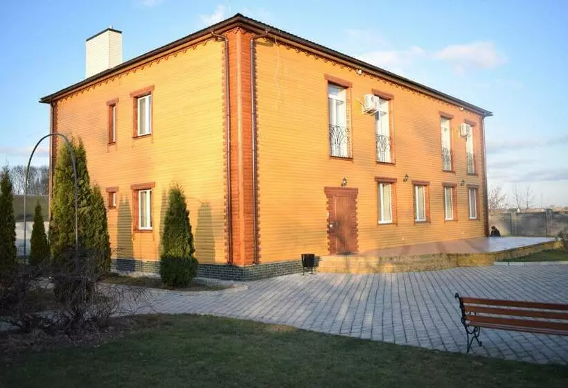 Retkeilymaja Fermerska Hata