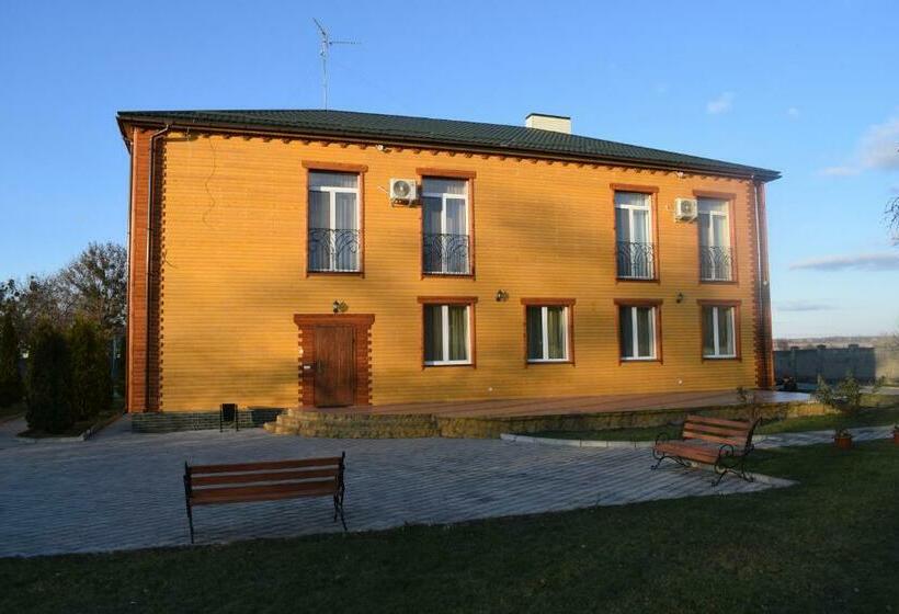 Общежитие Fermerska Hata