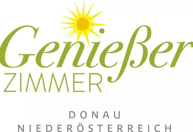 Retkeilymaja Weißes Rössl, Mühldorf In Der Wachau