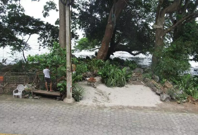 هاستل Hostal Eco Lodge La Chiponga