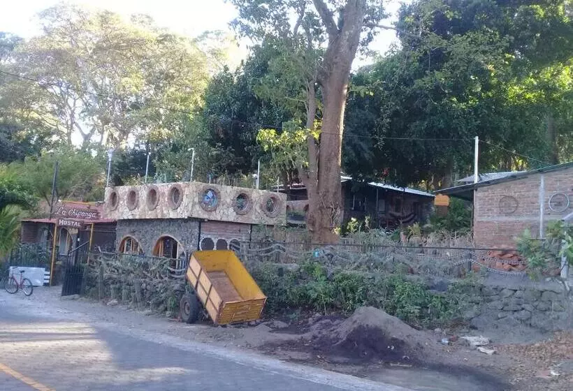 هاستل Hostal Eco Lodge La Chiponga