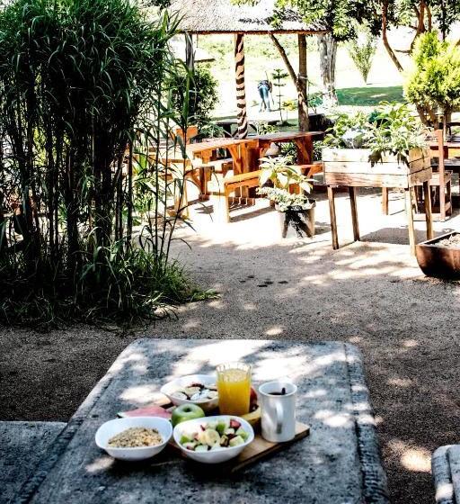 Albergue Lebo's Soweto Backpackers