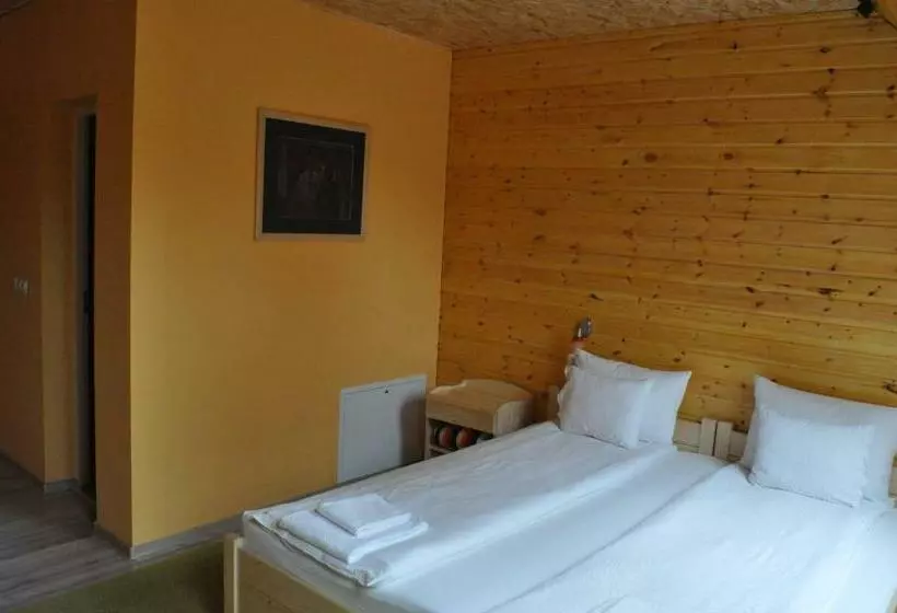 Aamiaismajoitus (B&B) Mofetta Panzió