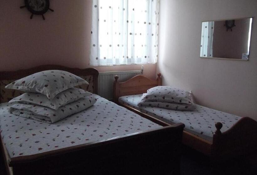 Hostel „la Galan”