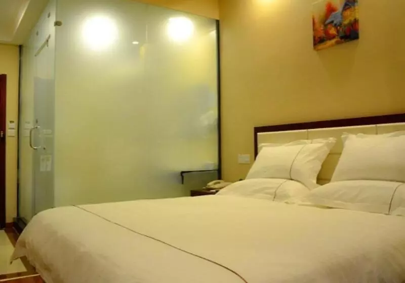 ホテル Greentree Inn Shanxi Luliang Fengshan Road Central Park Express