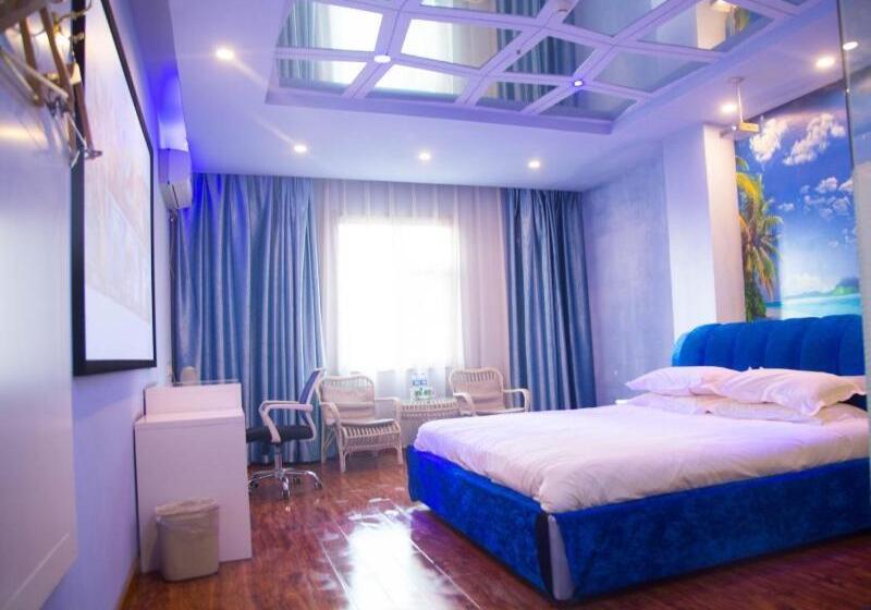 בית מלון כפרי Greentree Inn Shanxi Luliang Fengshan Road Central Park Express