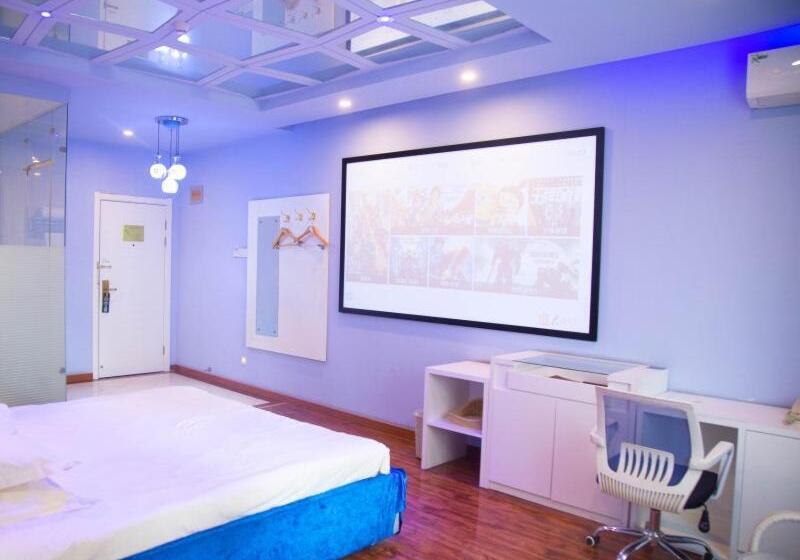 בית מלון כפרי Greentree Inn Shanxi Luliang Fengshan Road Central Park Express