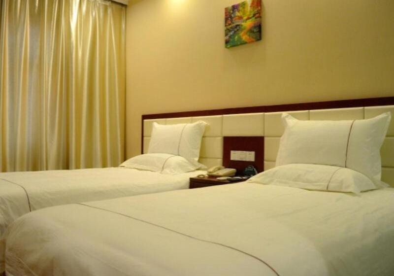 בית מלון כפרי Greentree Inn Shanxi Luliang Fengshan Road Central Park Express