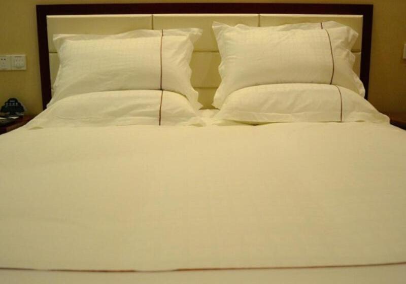 בית מלון כפרי Greentree Inn Shanxi Luliang Fengshan Road Central Park Express