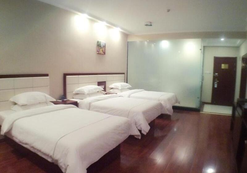 בית מלון כפרי Greentree Inn Shanxi Luliang Fengshan Road Central Park Express