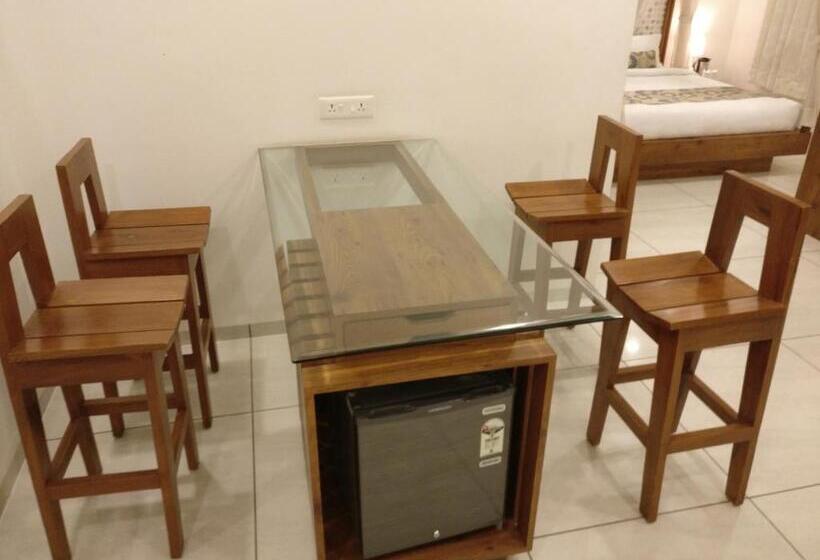 Hotel Kalyan S   Mansingh Inn