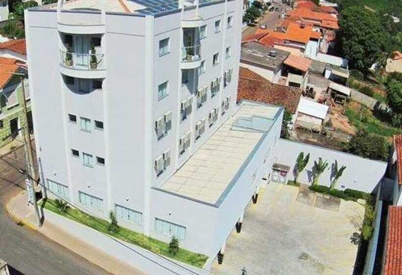 호텔 Matinada Palace