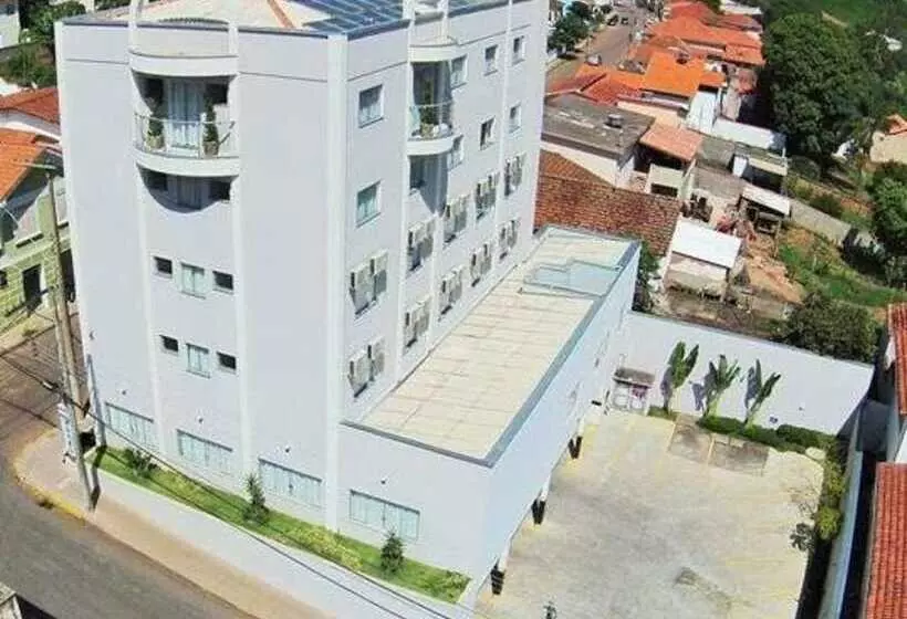 Hotelli Matinada Palace