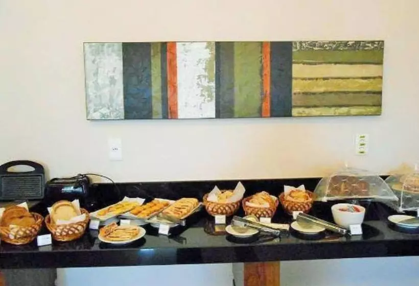 Hotelli Matinada Palace