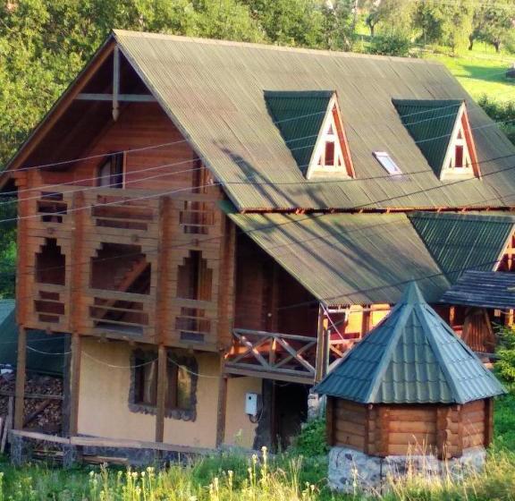 Hotel Trembita готель