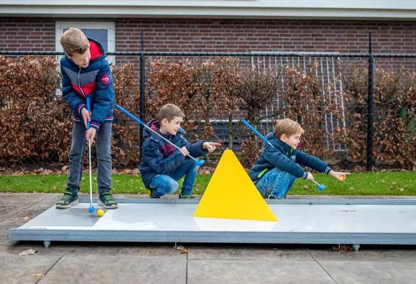 Hotelli Vakantiepark Camping De Peelpoort