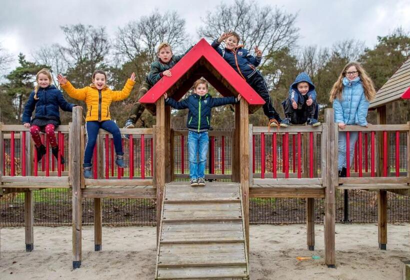 酒店 Vakantiepark Camping De Peelpoort