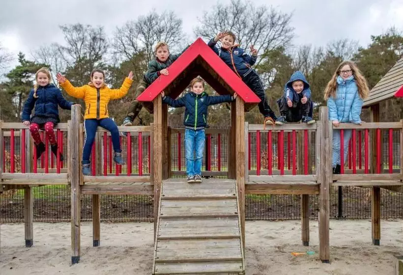 Hotelli Vakantiepark Camping De Peelpoort